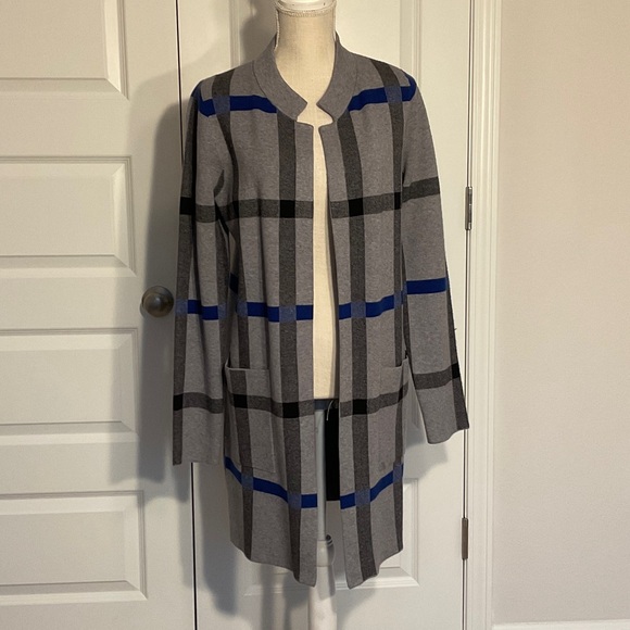 Tahari Jackets & Blazers - Tahari Gray and Blue Checkered Long Cardigan
